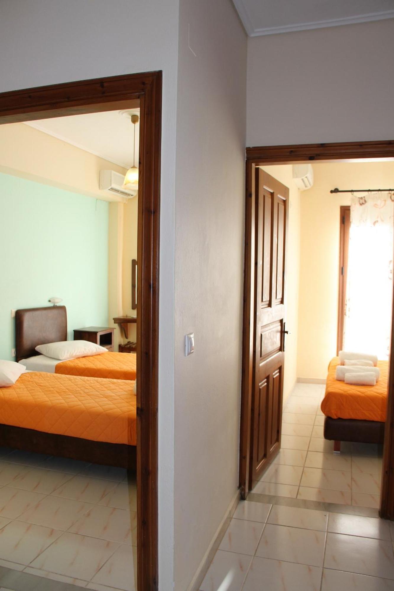 Vicky Apartments Nikiana Pokoj fotografie