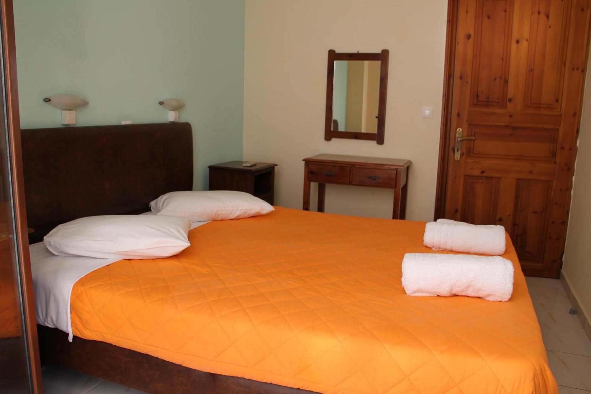 Vicky Apartments Nikiana Pokoj fotografie
