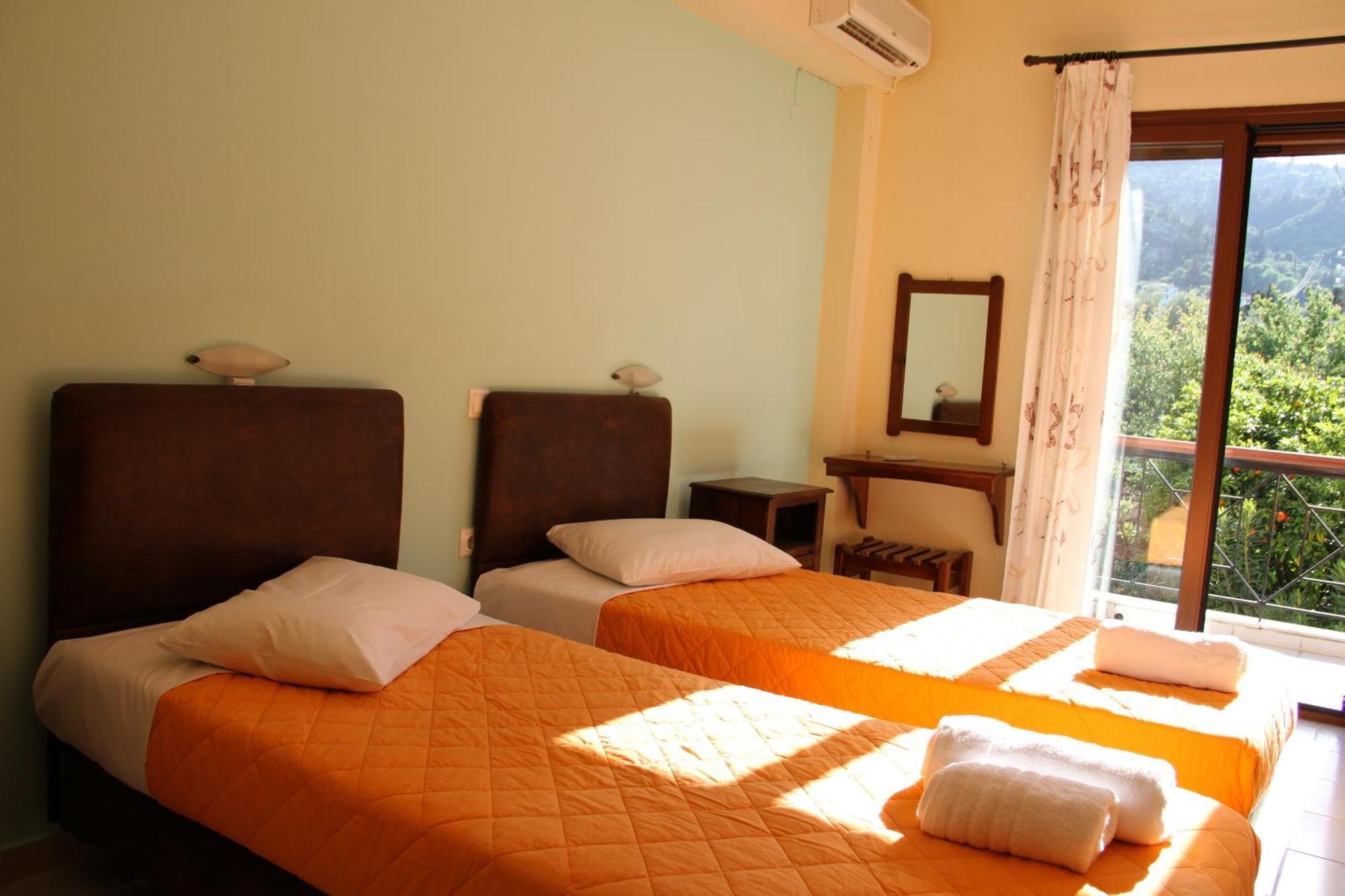 Vicky Apartments Nikiana Pokoj fotografie